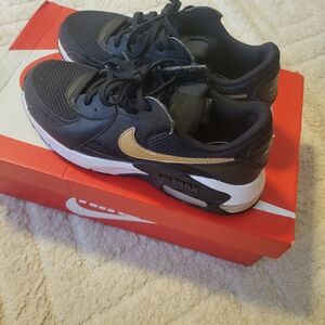 Nike Kids' Black and Tan Sneakers